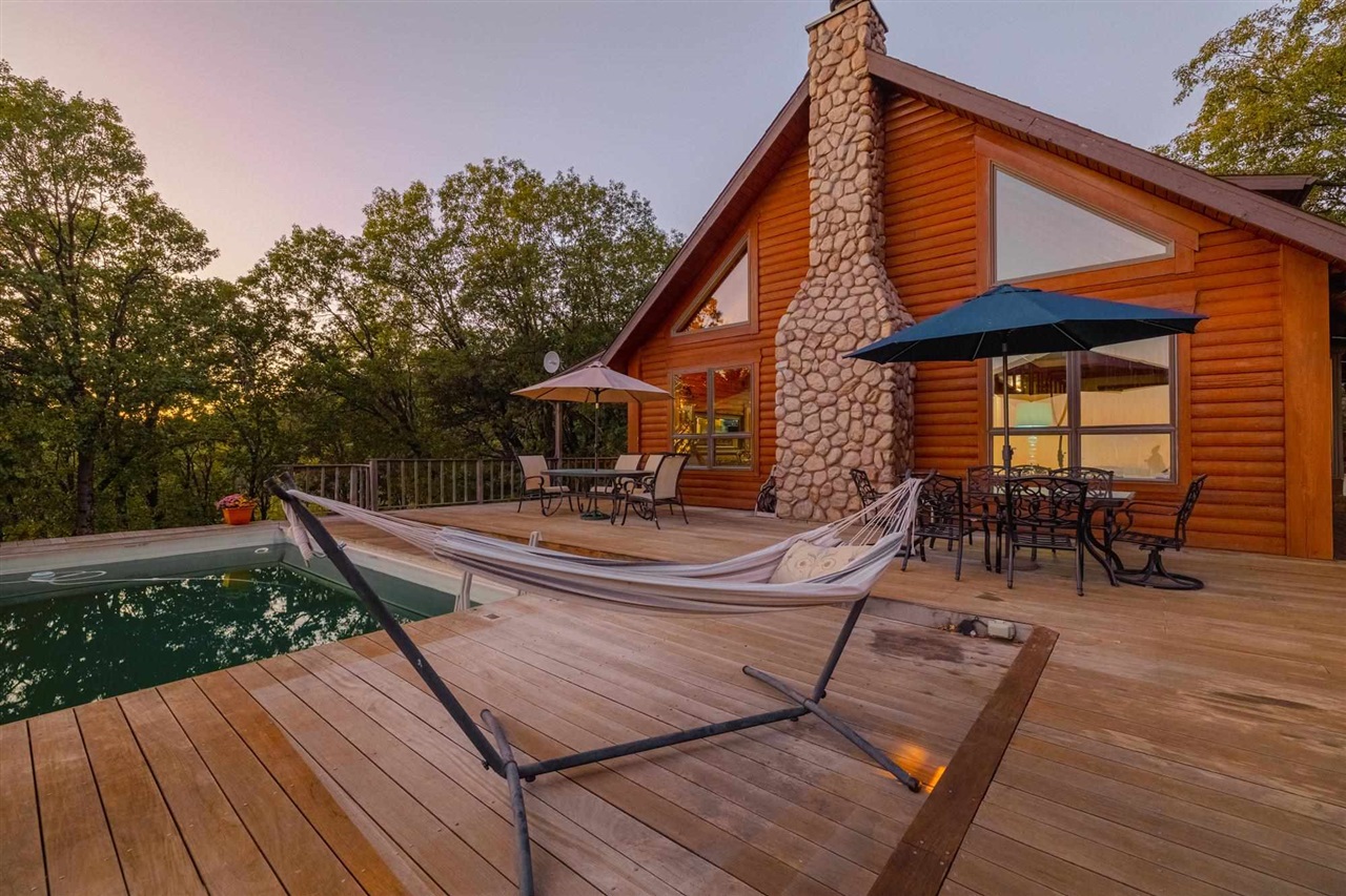 Detail Gallery Image 2 of 60 For 14799 Big Hill, Sonora,  CA 95370-0000 - 4 Beds | 3 Baths