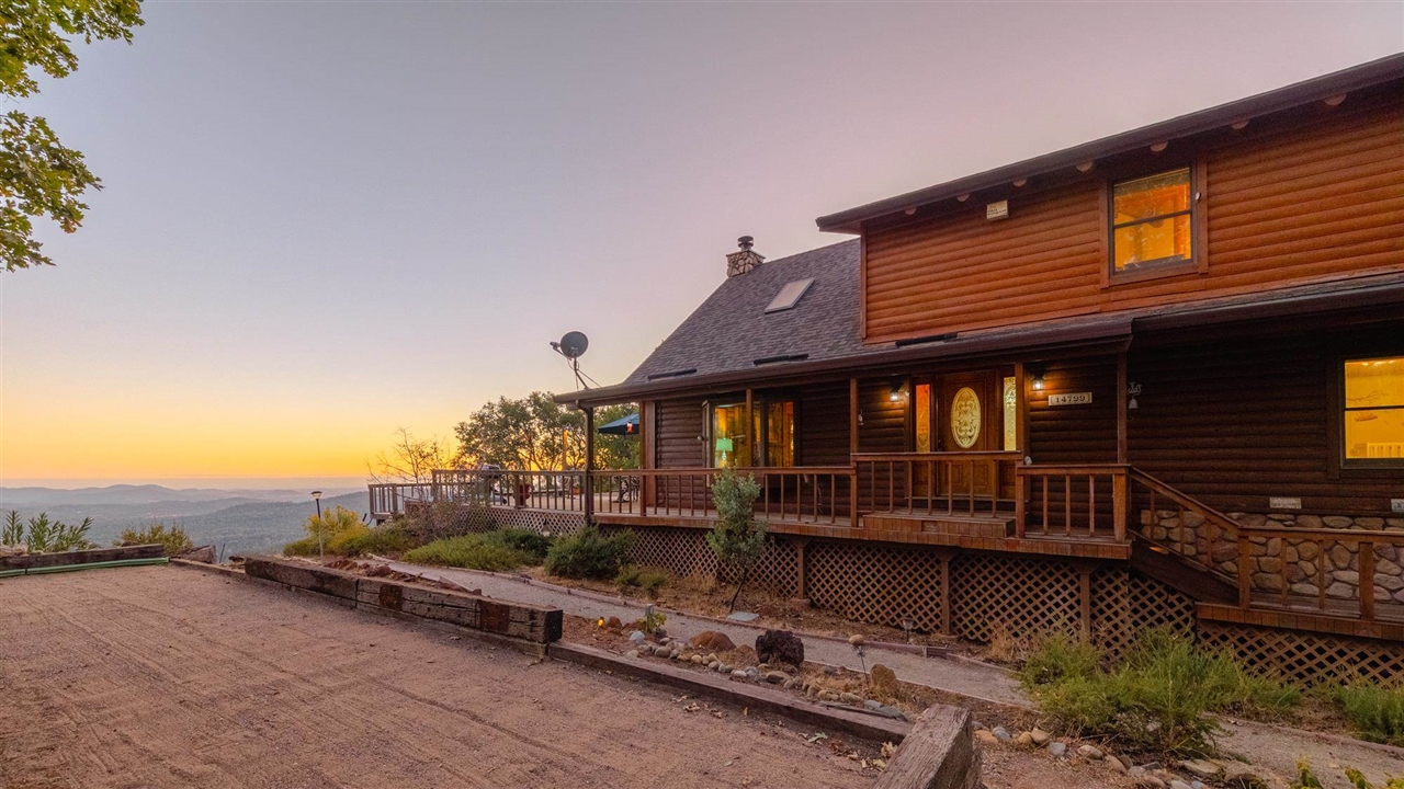 Detail Gallery Image 11 of 60 For 14799 Big Hill, Sonora,  CA 95370-0000 - 4 Beds | 3 Baths