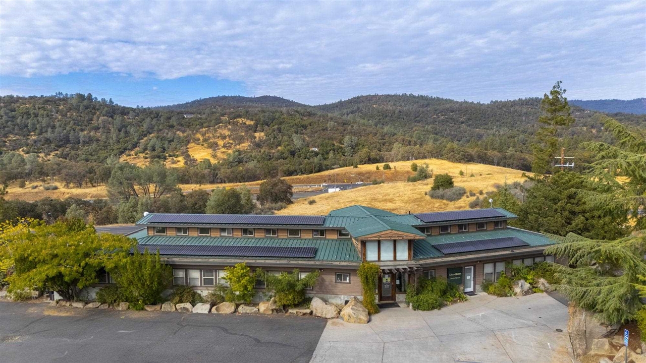 13951 Mono, Sonora, California 95370, ,Commercial Lease,For Rent,13951 Mono,20241654