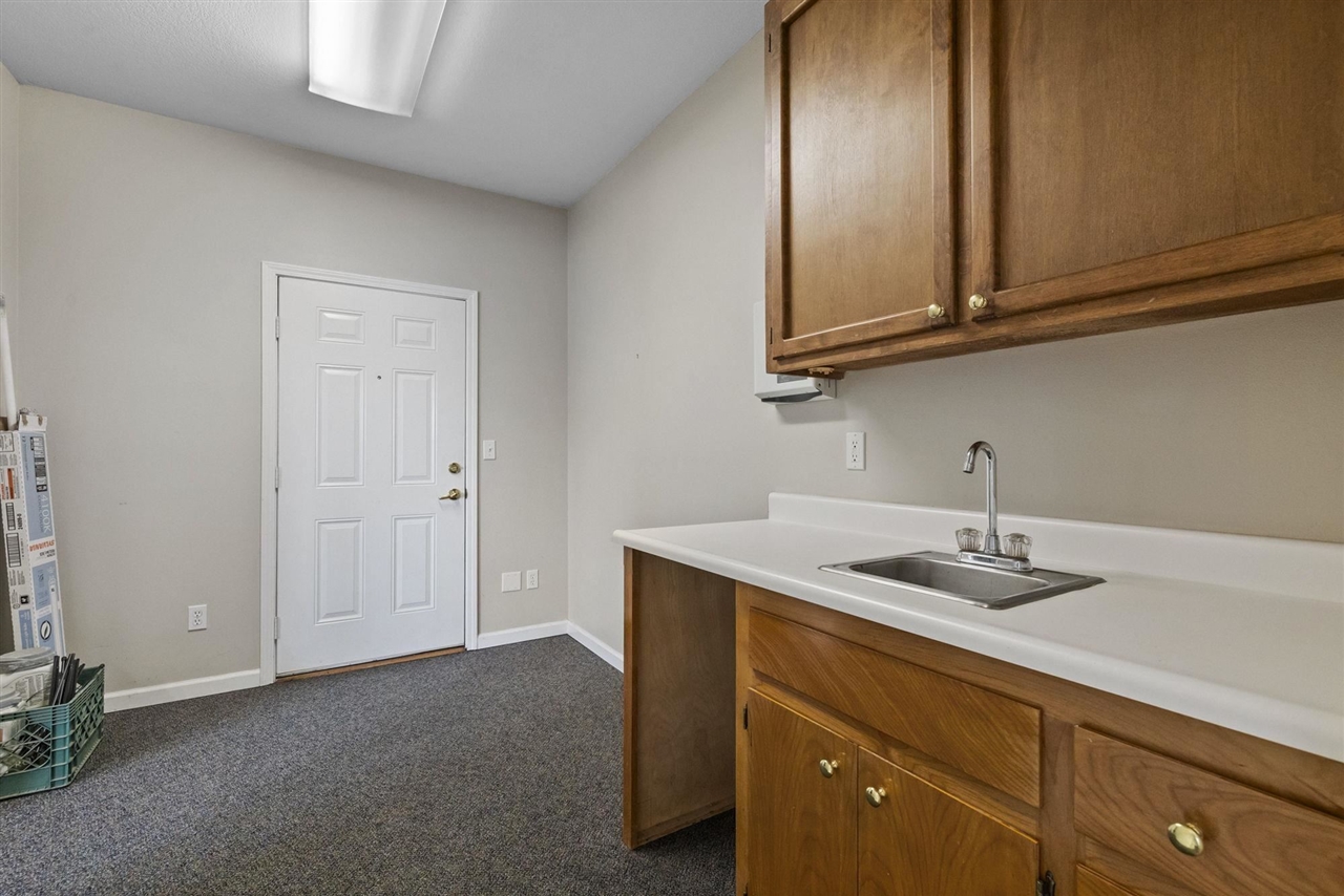 13951 Mono, Sonora, California 95370, ,Commercial Lease,For Rent,13951 Mono,20241654
