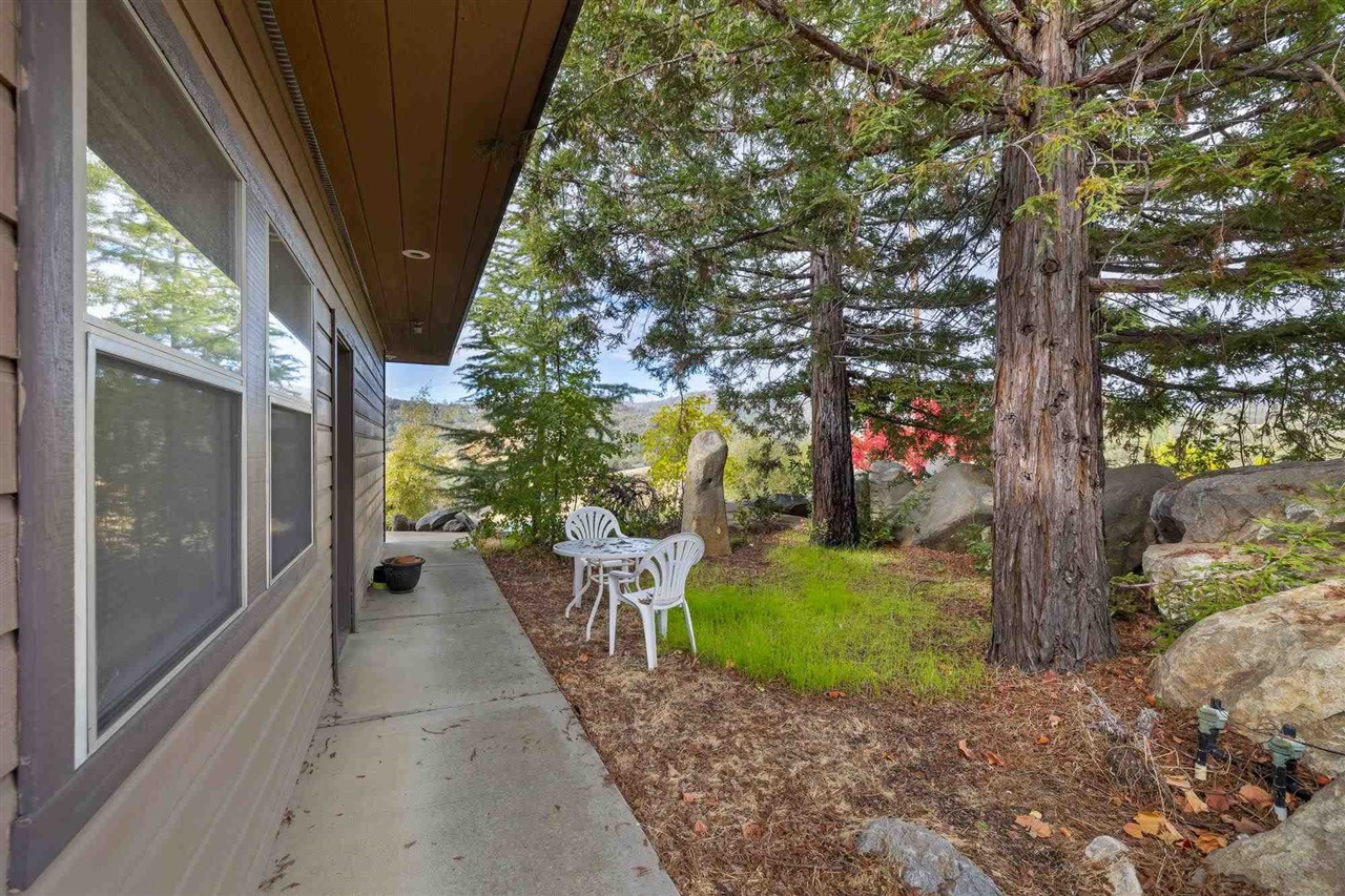 13951 Mono, Sonora, California 95370, ,Commercial Lease,For Rent,13951 Mono,20241654