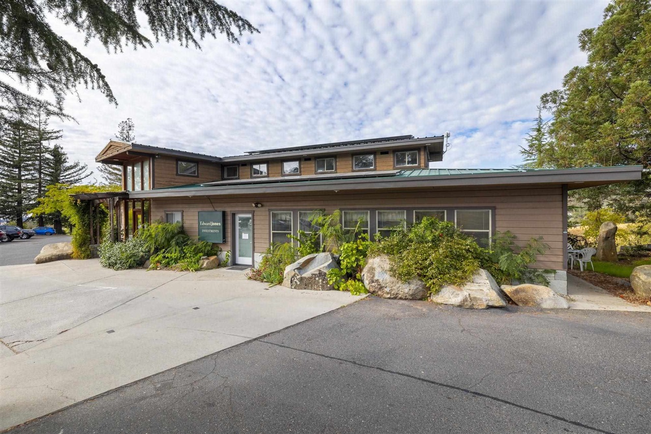 13951 Mono, Sonora, California 95370, ,Commercial Lease,For Rent,13951 Mono,20241654