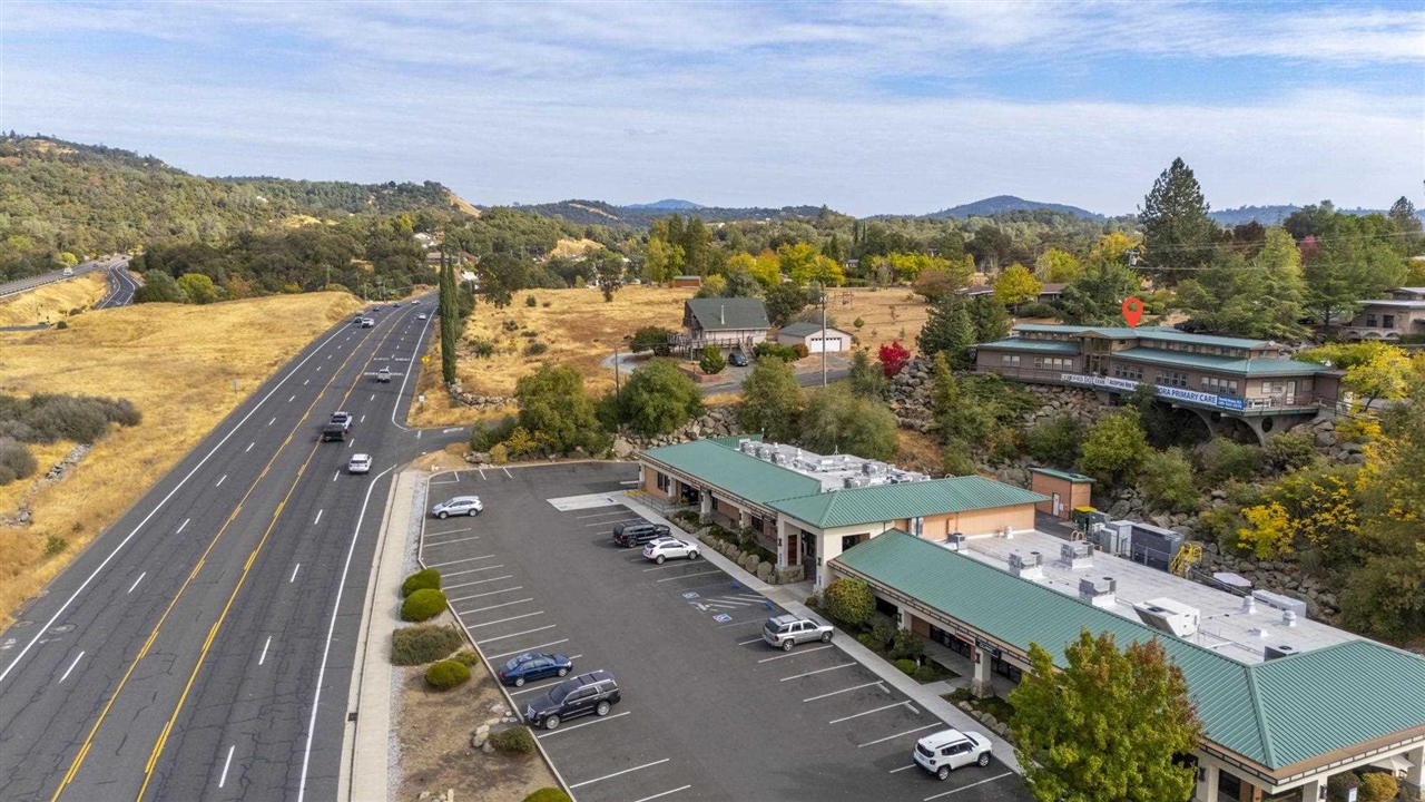 13951 Mono, Sonora, California 95370, ,Commercial Lease,For Rent,13951 Mono,20241654