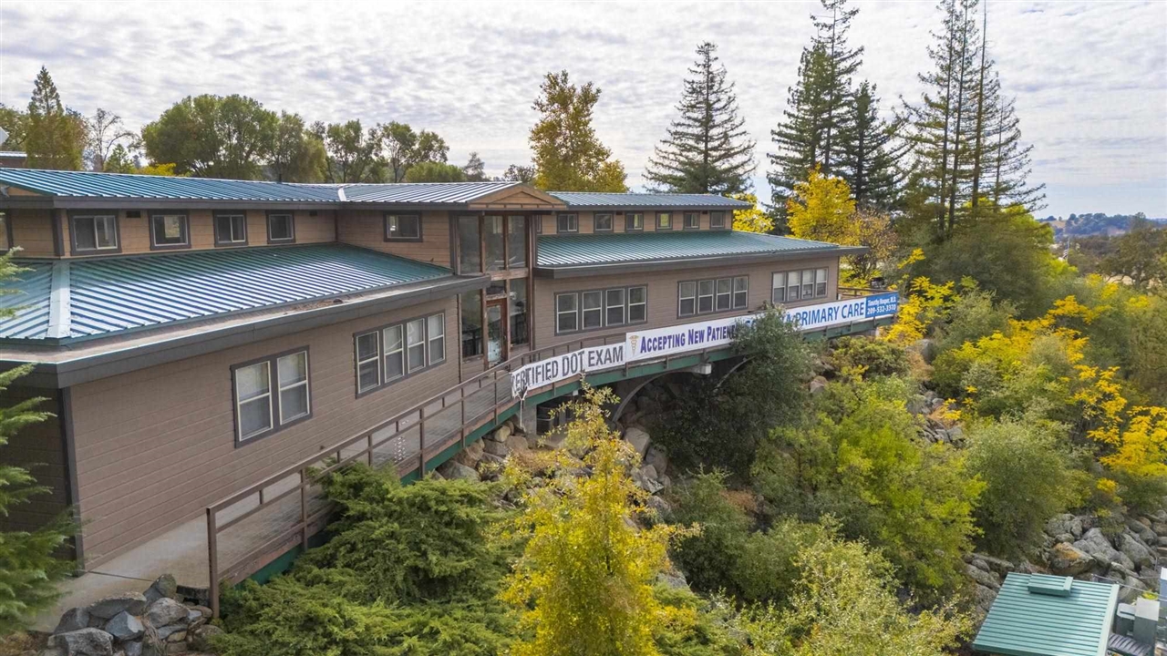 13951 Mono, Sonora, California 95370, ,Commercial Lease,For Rent,13951 Mono,20241654