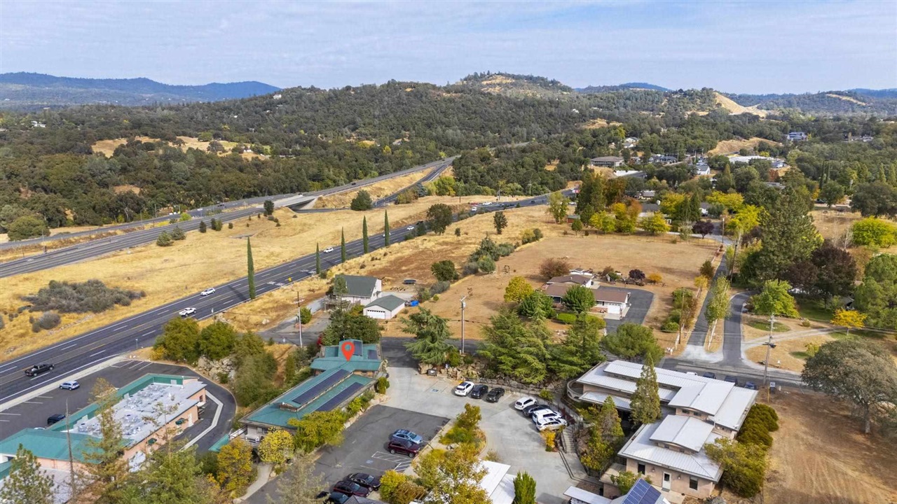 13951 Mono, Sonora, California 95370, ,Commercial Lease,For Rent,13951 Mono,20241654