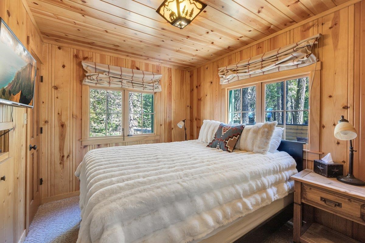 Detail Gallery Image 15 of 35 For 226 Sugar Pine, Pinecrest,  CA 95364 - 3 Beds | 1/1 Baths