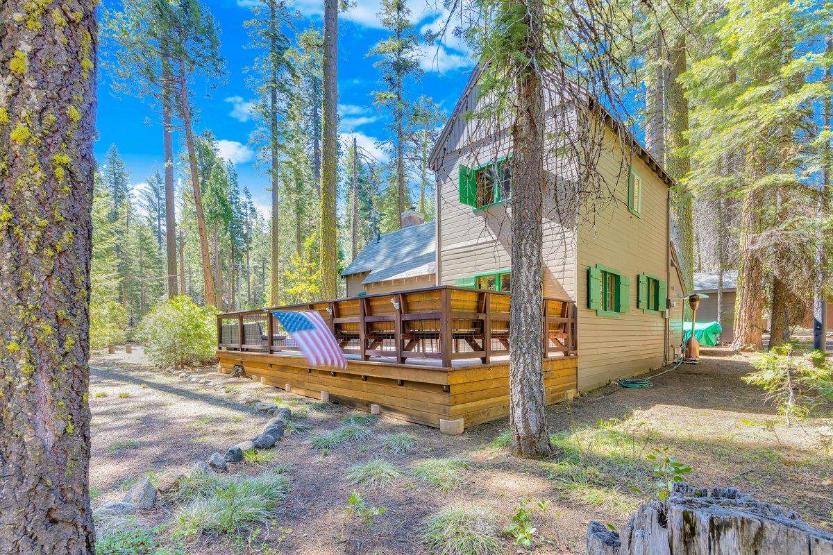 Detail Gallery Image 3 of 35 For 226 Sugar Pine, Pinecrest,  CA 95364 - 3 Beds | 1/1 Baths
