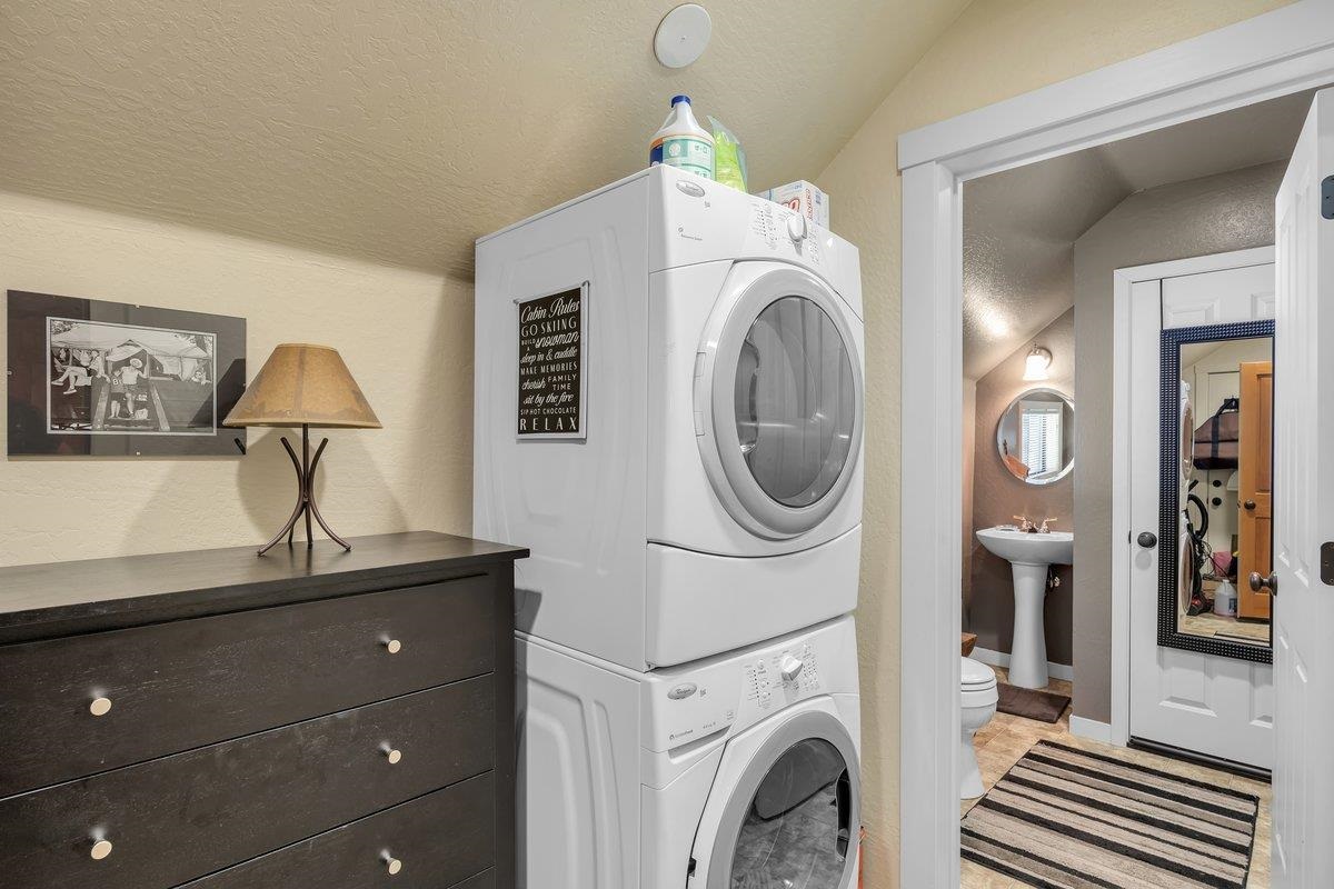 Detail Gallery Image 21 of 35 For 226 Sugar Pine, Pinecrest,  CA 95364 - 3 Beds | 1/1 Baths