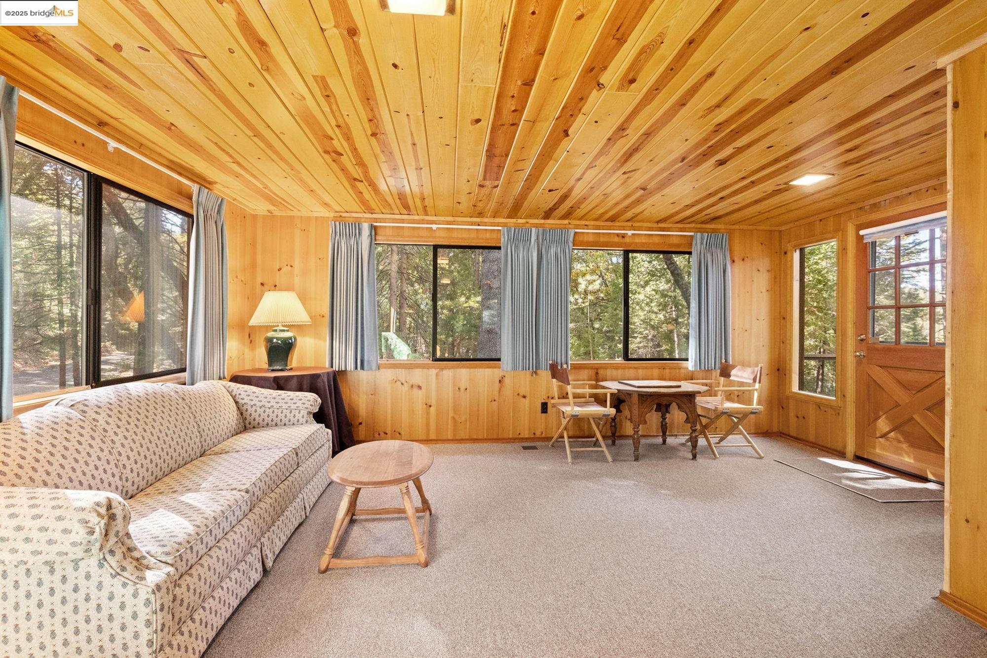 Detail Gallery Image 11 of 50 For 24098 South Fork, Twain Harte,  CA 95383 - 3 Beds | 2 Baths