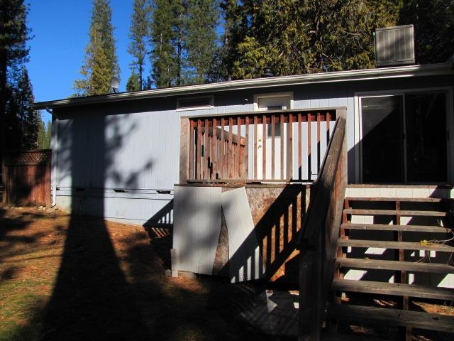 Detail Gallery Image 5 of 47 For 10385 Fiske Rd., Greeley Hills,  CA 95311 - 3 Beds | 2 Baths