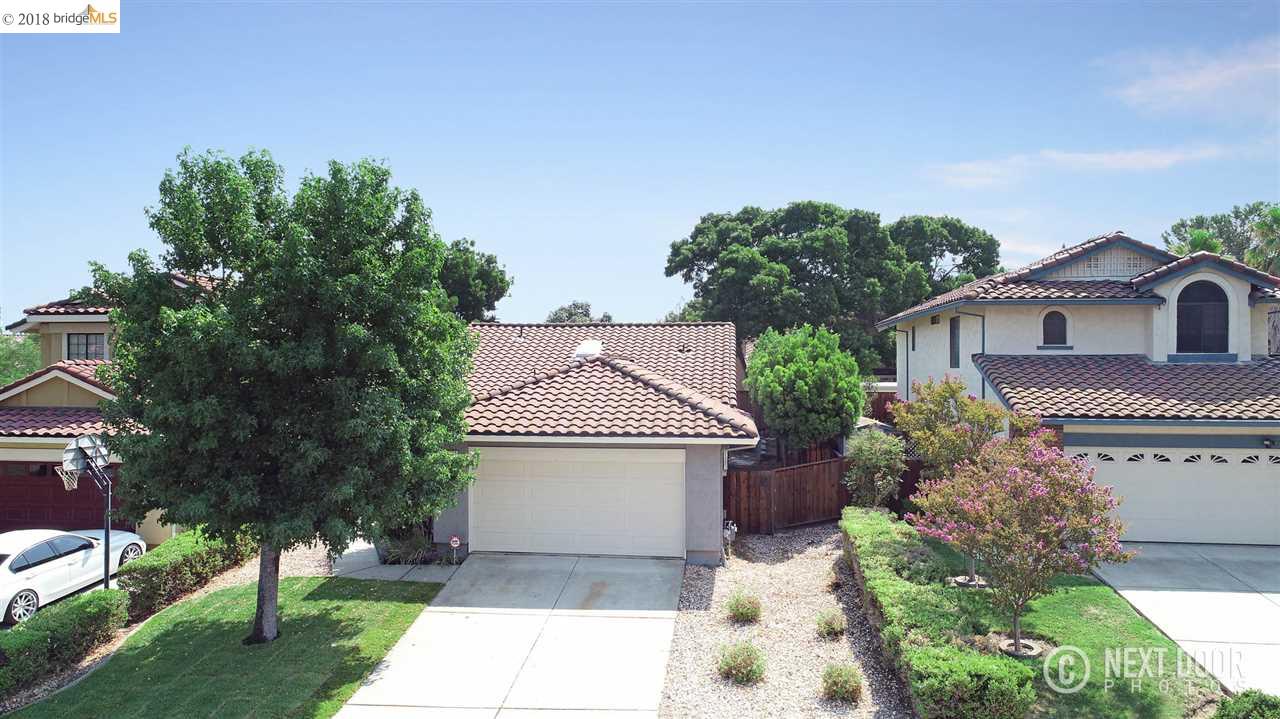 ALMOND RIDGE NEIGHBORHOOD