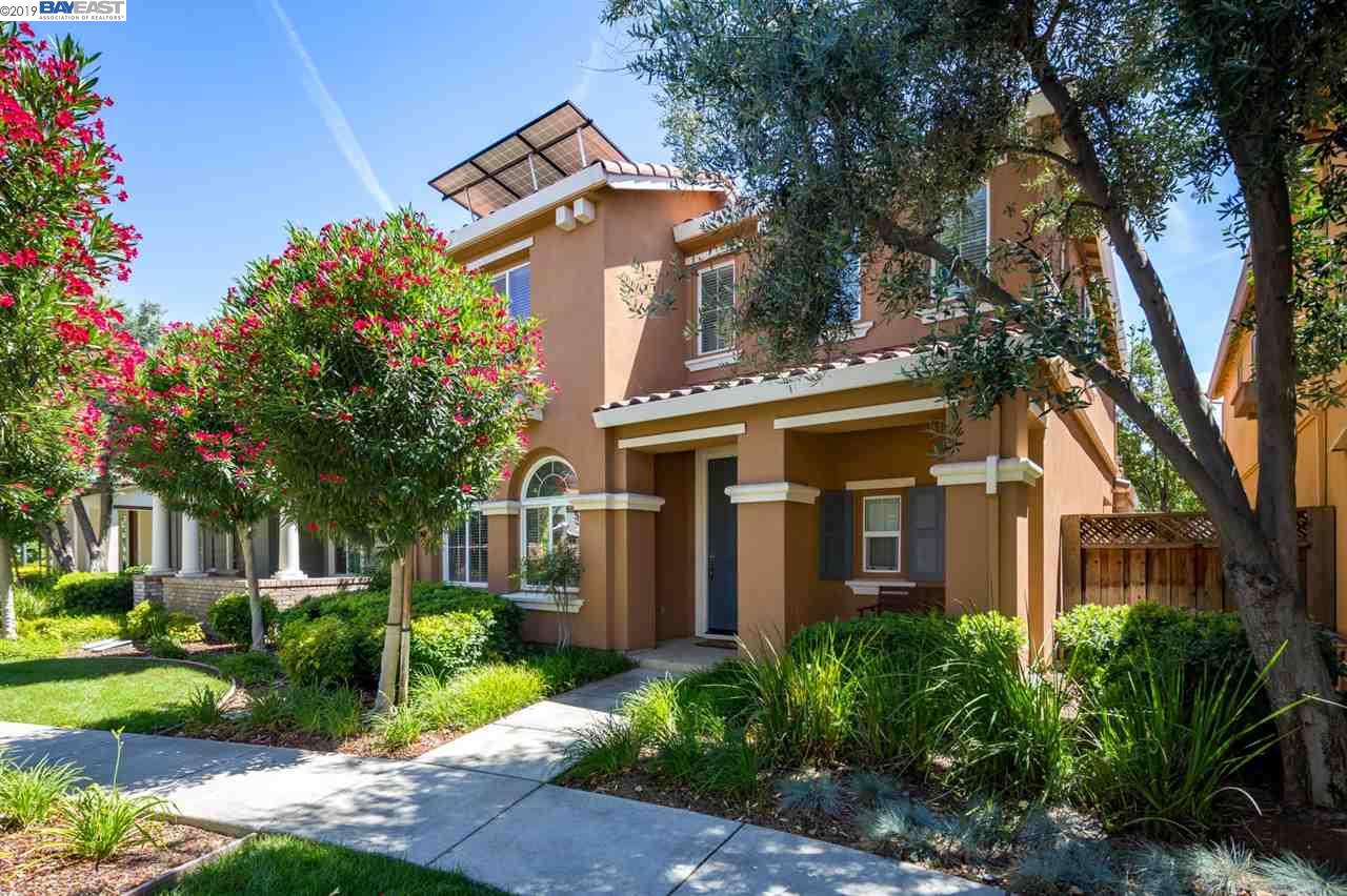 61 W Belleza Ln, Mountain House, CA 95391 4 Beds 2/1 Baths (Sold