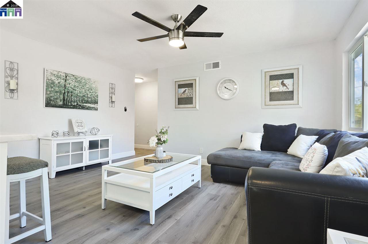 7464 Winkley Way Sacramento Ca 95822 Better Homes And Gardens Real Estate J F Finnegan