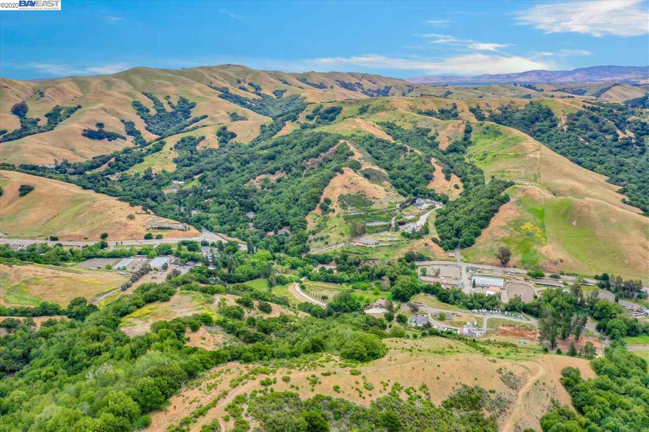 8000 Crow Canyon Rd., Castro Valley, CA 94552 3 Beds 3 Baths