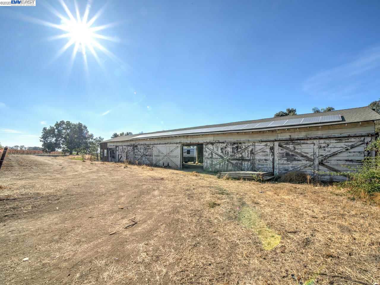 4240 E Acampo Rd, Acampo, CA 95220 4 Beds 3 Baths (Active