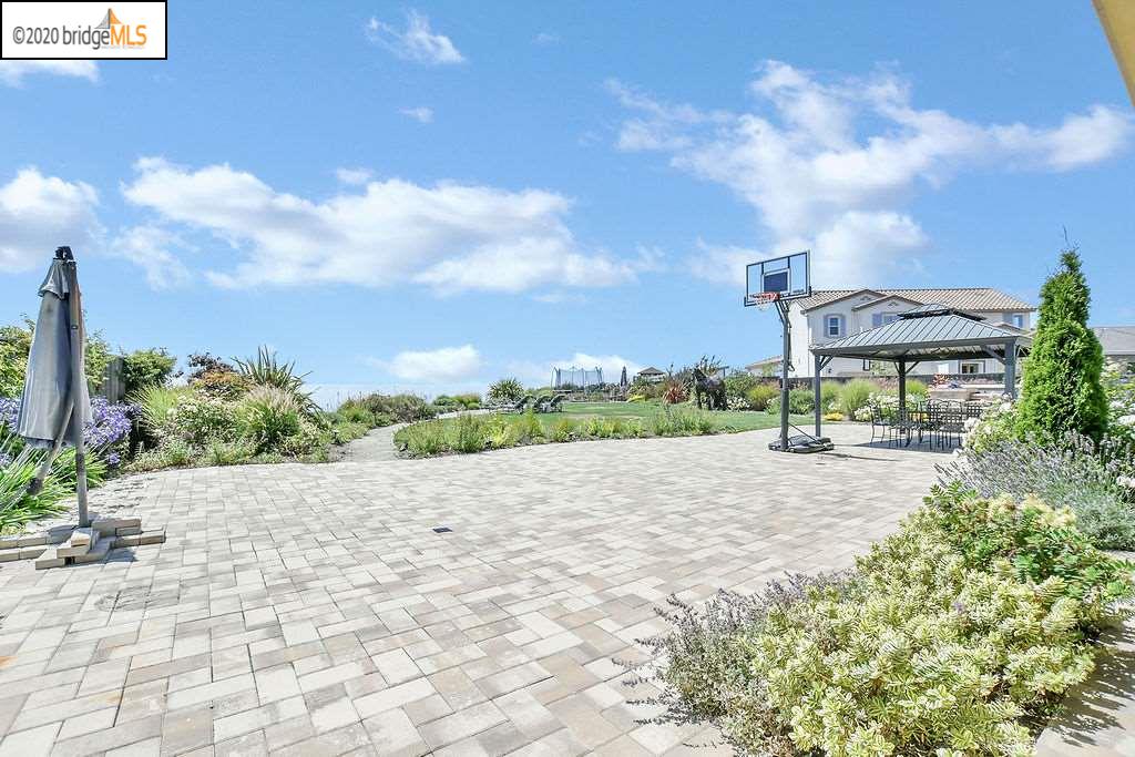 13445 Campus Dr, Oakland, CA 94619 | Red Oak Realty