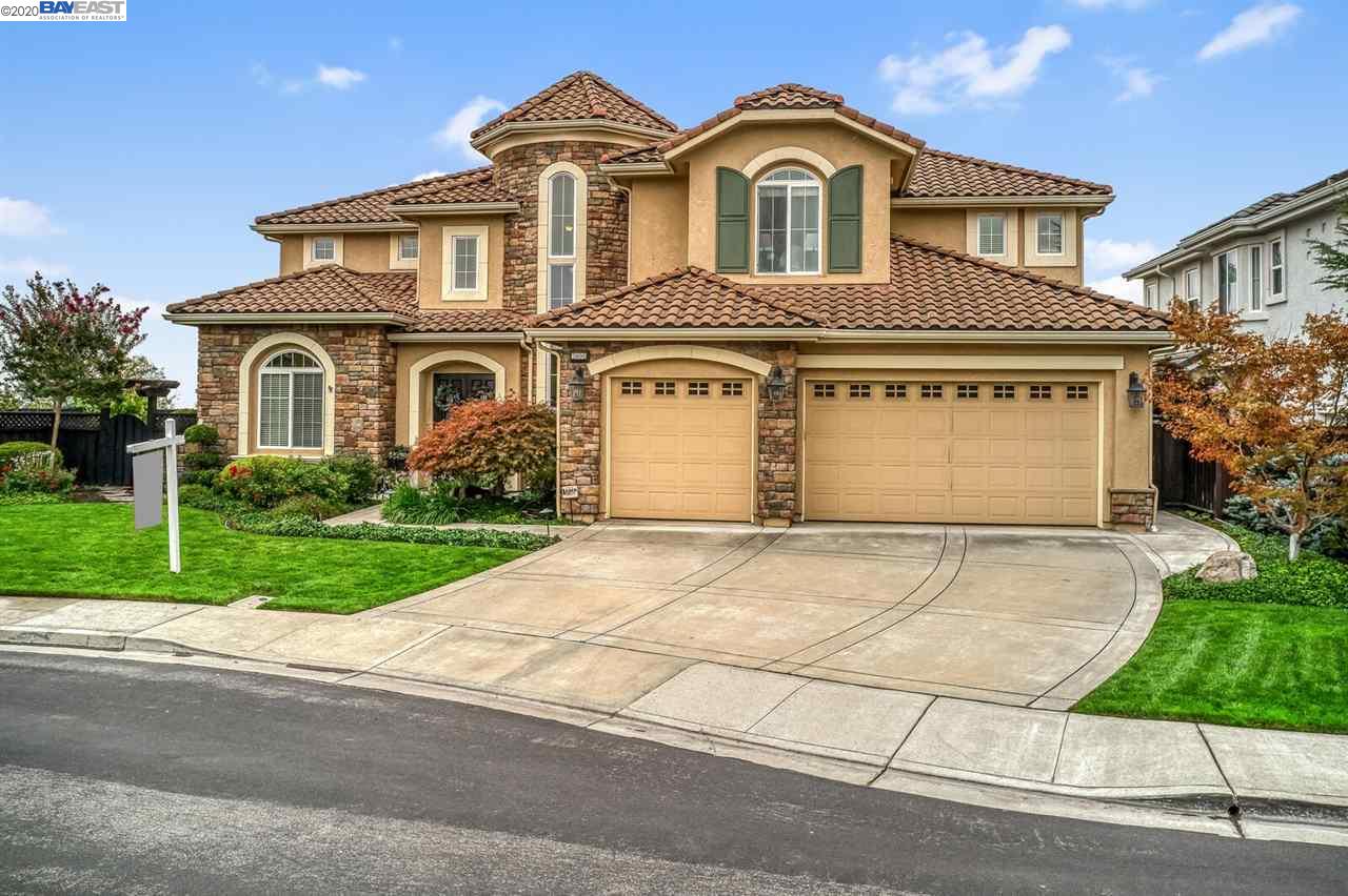2800 Lochgreen Way, Dublin, CA 94568  6 Beds  4/1 Baths (Sold