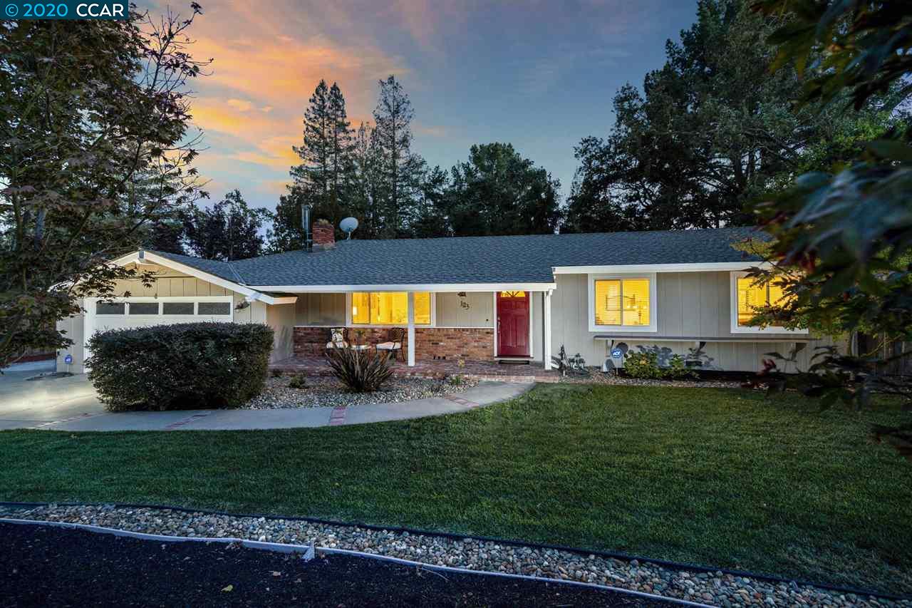 Laura Wucher J Rockcliff Realtors