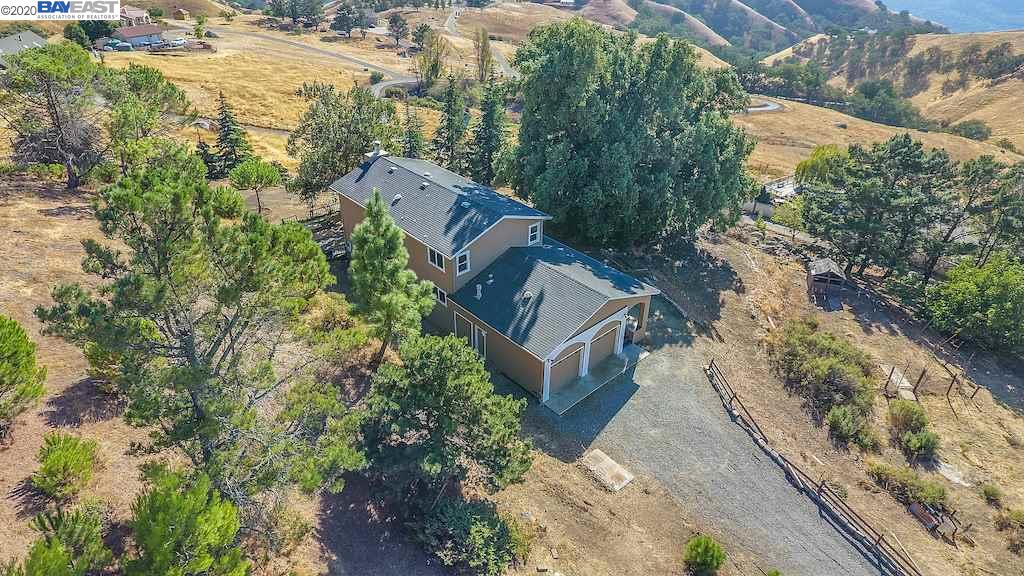 3500 Welch Creek Rd, Sunol, CA 94586 3 Beds 2/1 Baths (Sold