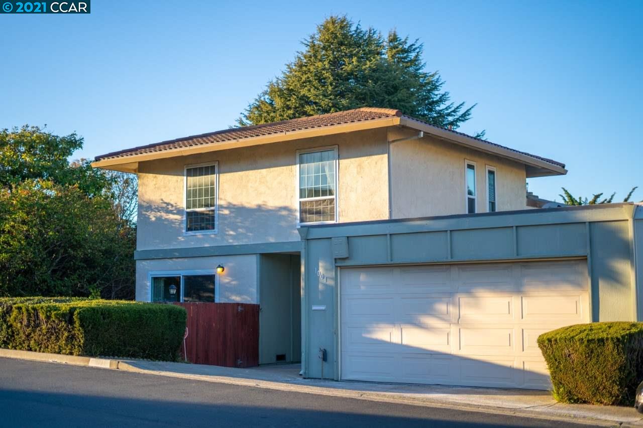 Detail Gallery Image 1 of 1 For 1001 View Dr, Richmond,  CA 94803 - 4 Beds | 2/1 Baths