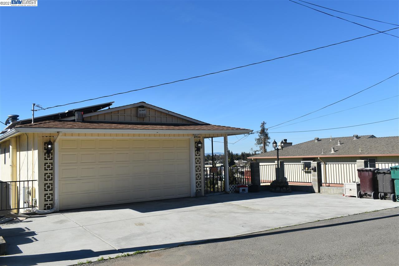 25291 Spring Dr Hayward CA 94542 4 Beds 2/1 Baths (Sold