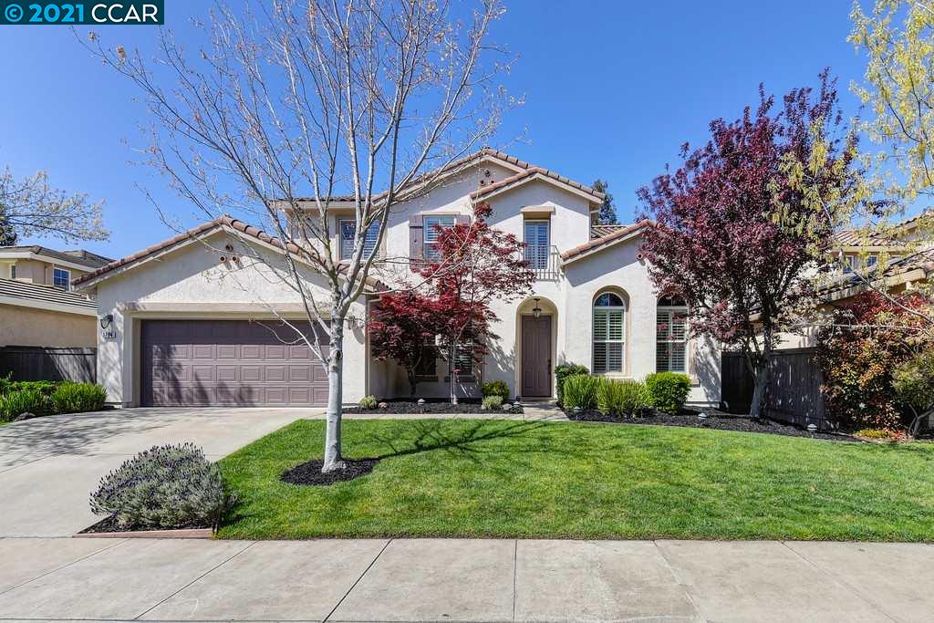 Detail Gallery Image 1 of 1 For 1794 Irongate Way, Sacramento,  CA 95835 - 3 Beds | 2/1 Baths