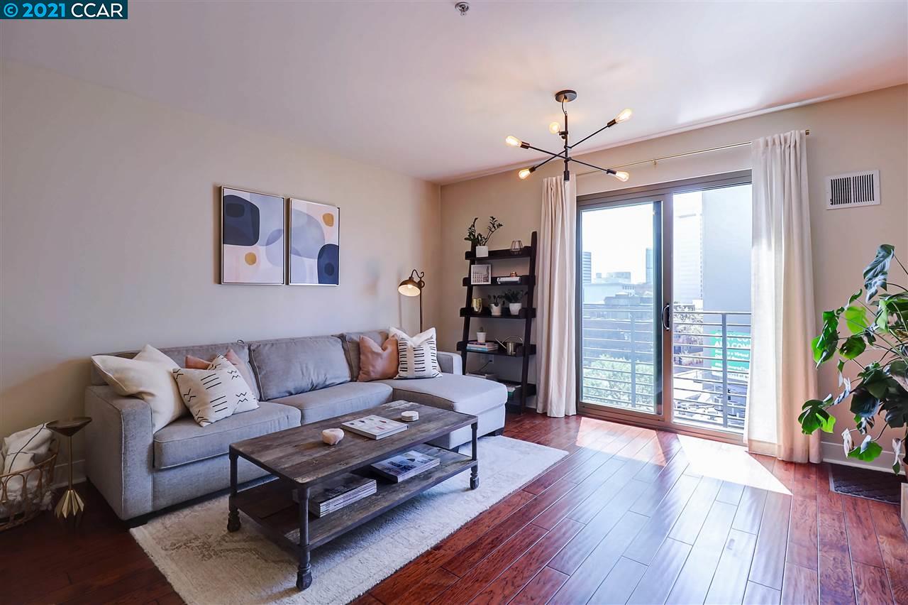 Detail Gallery Image 1 of 1 For 438 W Grand Ave #615,  Oakland,  CA 94612 - 2 Beds | 2 Baths