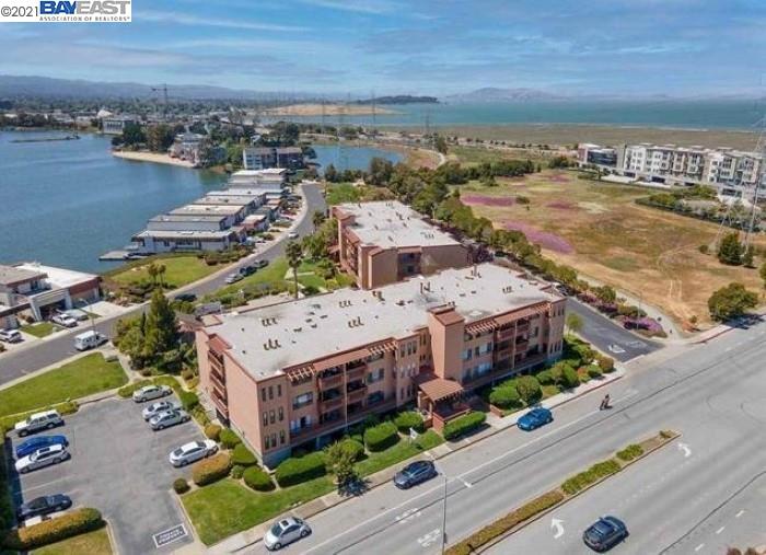 Detail Gallery Image 1 of 1 For 456 Mariners Island Blvd #213,  San Mateo,  CA 94404 - 1 Beds | 1 Baths