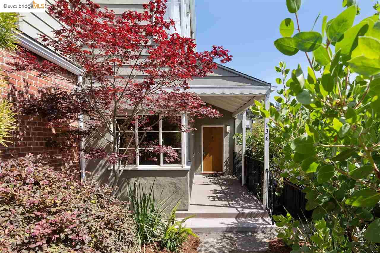 Detail Gallery Image 1 of 1 For 136 Sonia St, Oakland,  CA 94618 - 3 Beds | 2/2 Baths