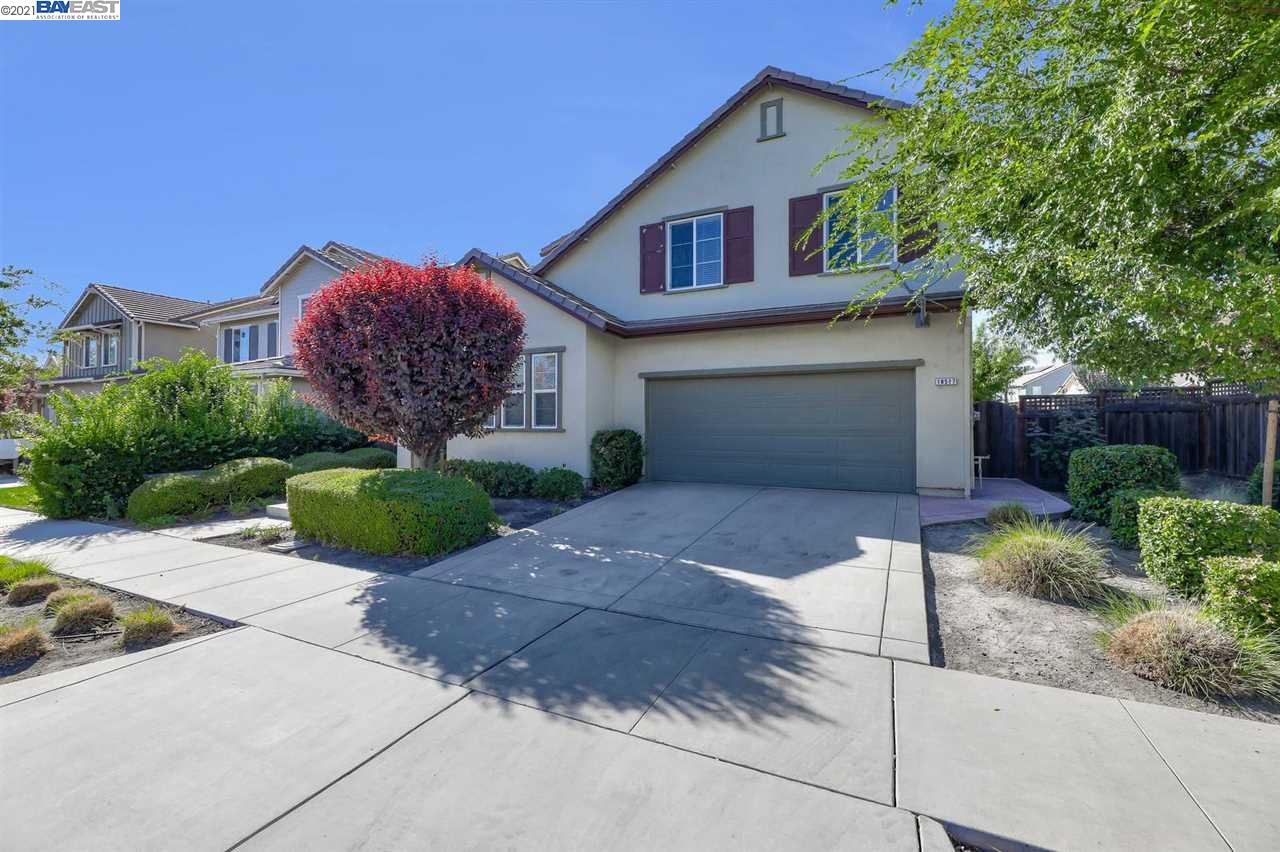 Detail Gallery Image 1 of 1 For 18517 Admiral Way, Lathrop,  CA 95330 - 3 Beds | 2/1 Baths