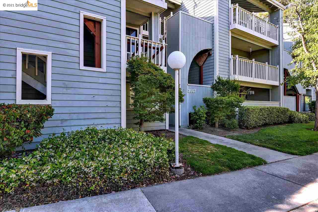 Detail Gallery Image 1 of 1 For 3507 Buttonwood Ter #202,  Fremont,  CA 94536 - 1 Beds | 1 Baths