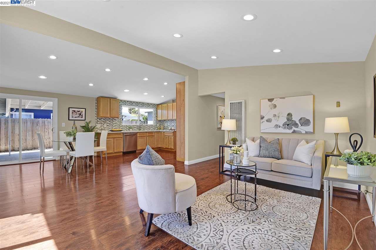 Detail Gallery Image 1 of 1 For 27617 Gainesville, Hayward,  CA 94545 - 4 Beds | 2 Baths