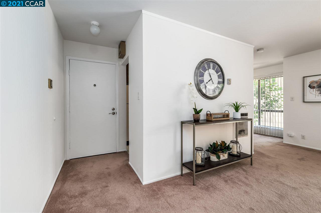 Detail Gallery Image 1 of 1 For 8975 Alcosta Blvd #132,  San Ramon,  CA 94583 - 1 Beds | 1 Baths