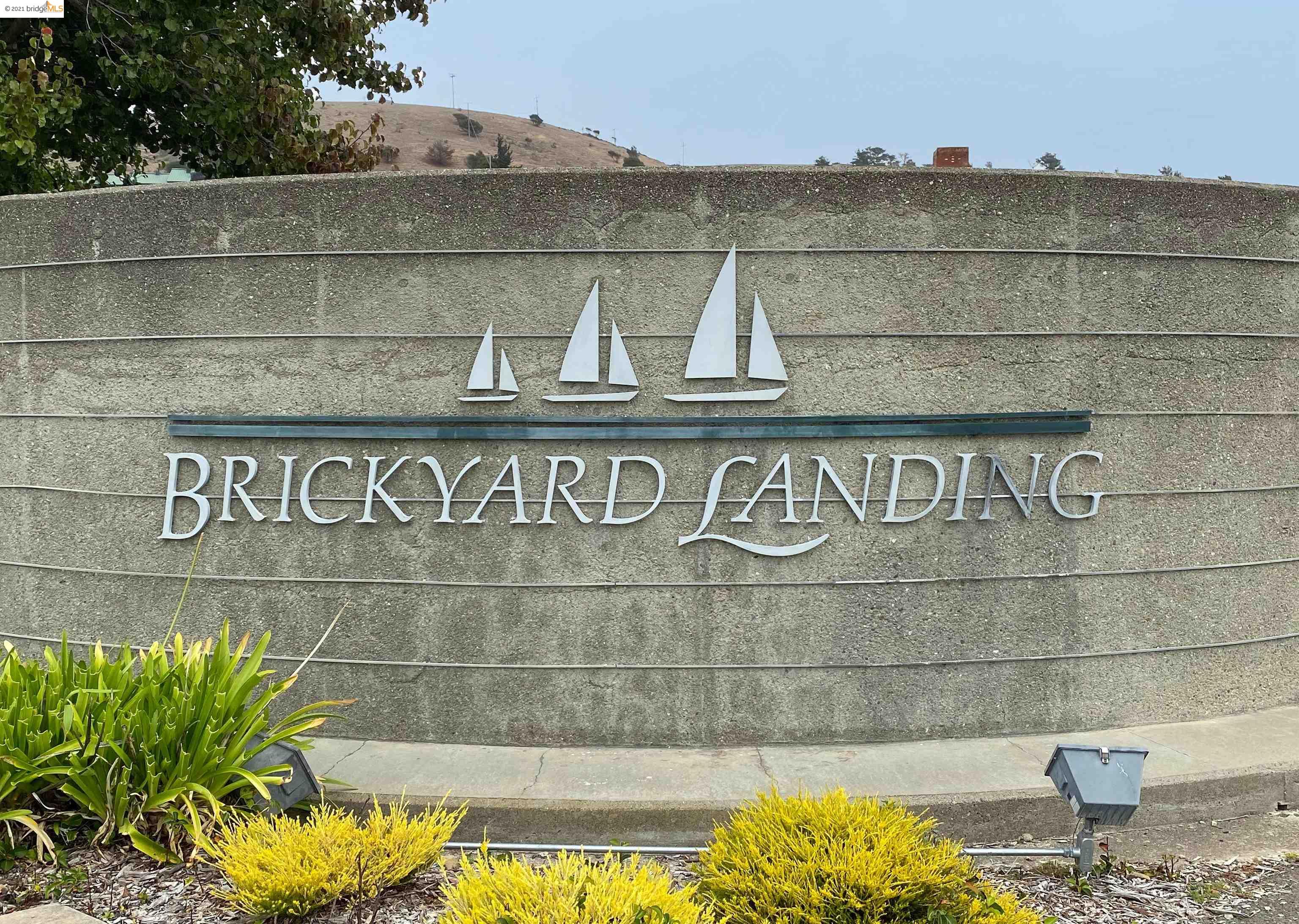 Detail Gallery Image 1 of 1 For 1200 Brickyard Way #107,  Richmond,  CA 94801 - 2 Beds | 2 Baths