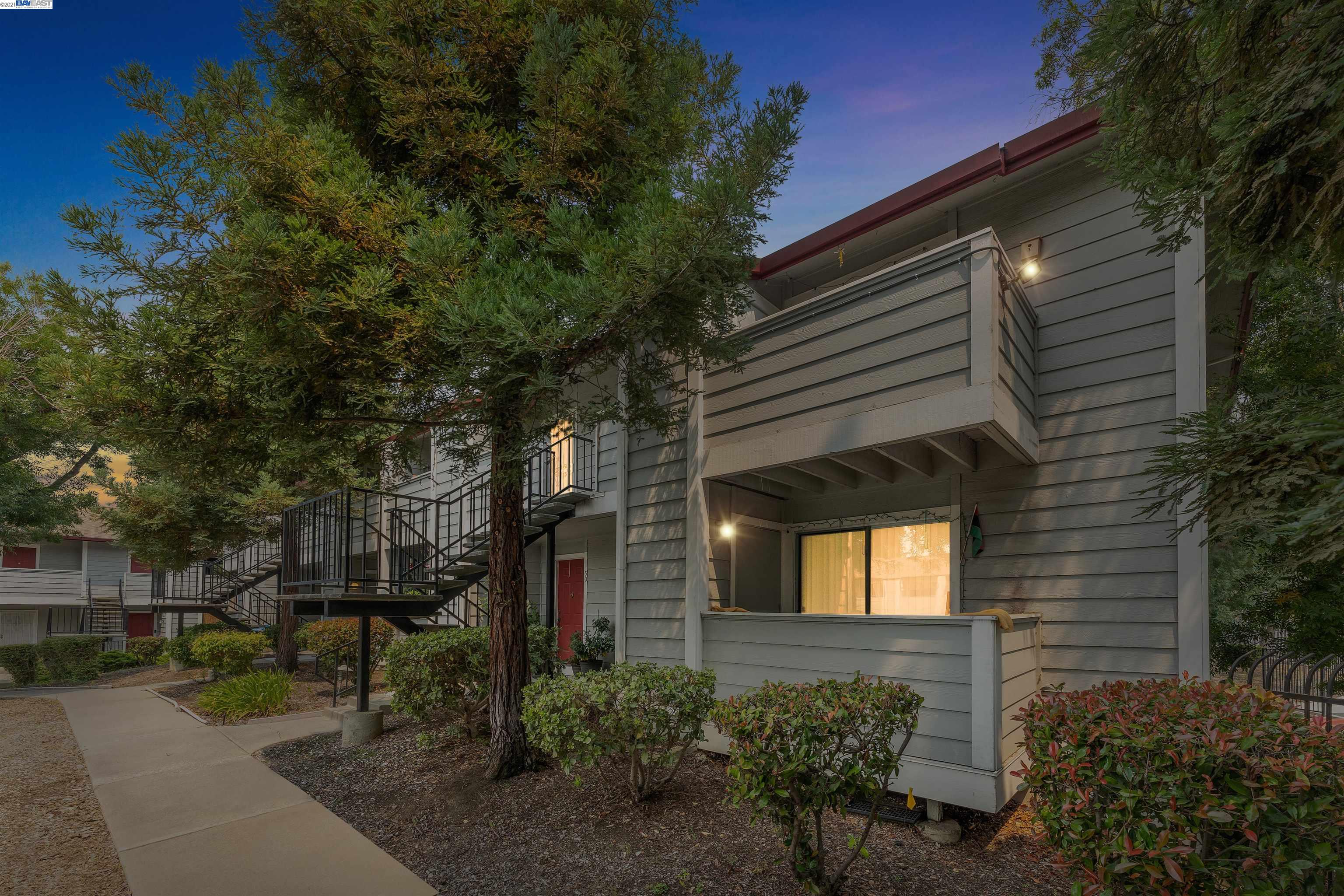 Detail Gallery Image 1 of 1 For 29629 Mountain Oak Ct #48,  Hayward,  CA 94544 - 1 Beds | 1 Baths