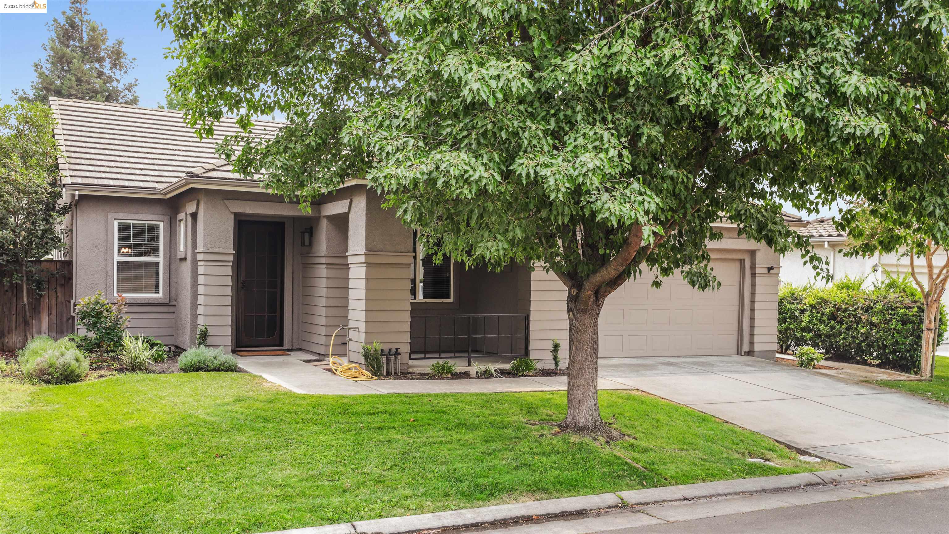 Detail Gallery Image 1 of 1 For 6257 Pine Meadow Cir, Stockton,  CA 95219 - 4 Beds | 2 Baths