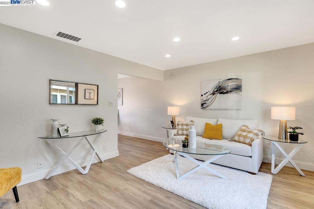 Detail Gallery Image 1 of 1 For 5483 Don Manrico Ct, San Jose,  CA 95123 - 2 Beds | 1/1 Baths