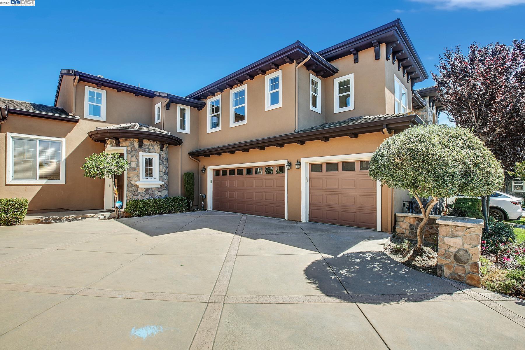 Detail Gallery Image 1 of 1 For 4392 Trailside Way, San Jose,  CA 95138 - 3 Beds | 2/1 Baths