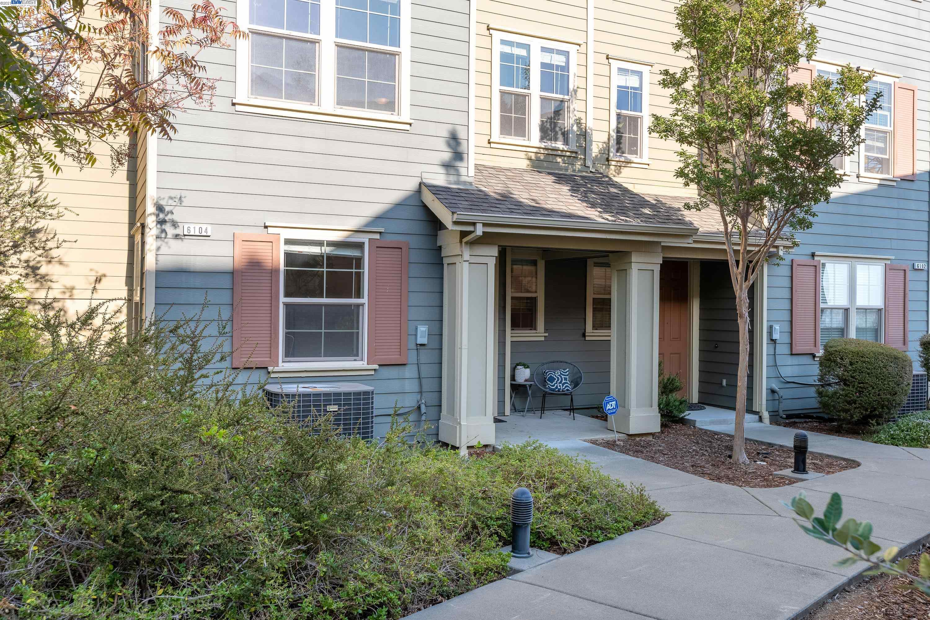 Detail Gallery Image 1 of 1 For 6104 Old Quarry Loop #5109,  Oakland,  CA 94605 - 3 Beds | 3/1 Baths