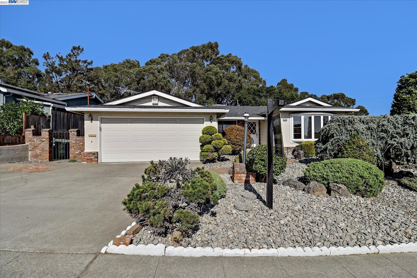 Detail Gallery Image 1 of 1 For 17734 Trenton Dr, Castro Valley,  CA 94546 - 3 Beds | 2 Baths