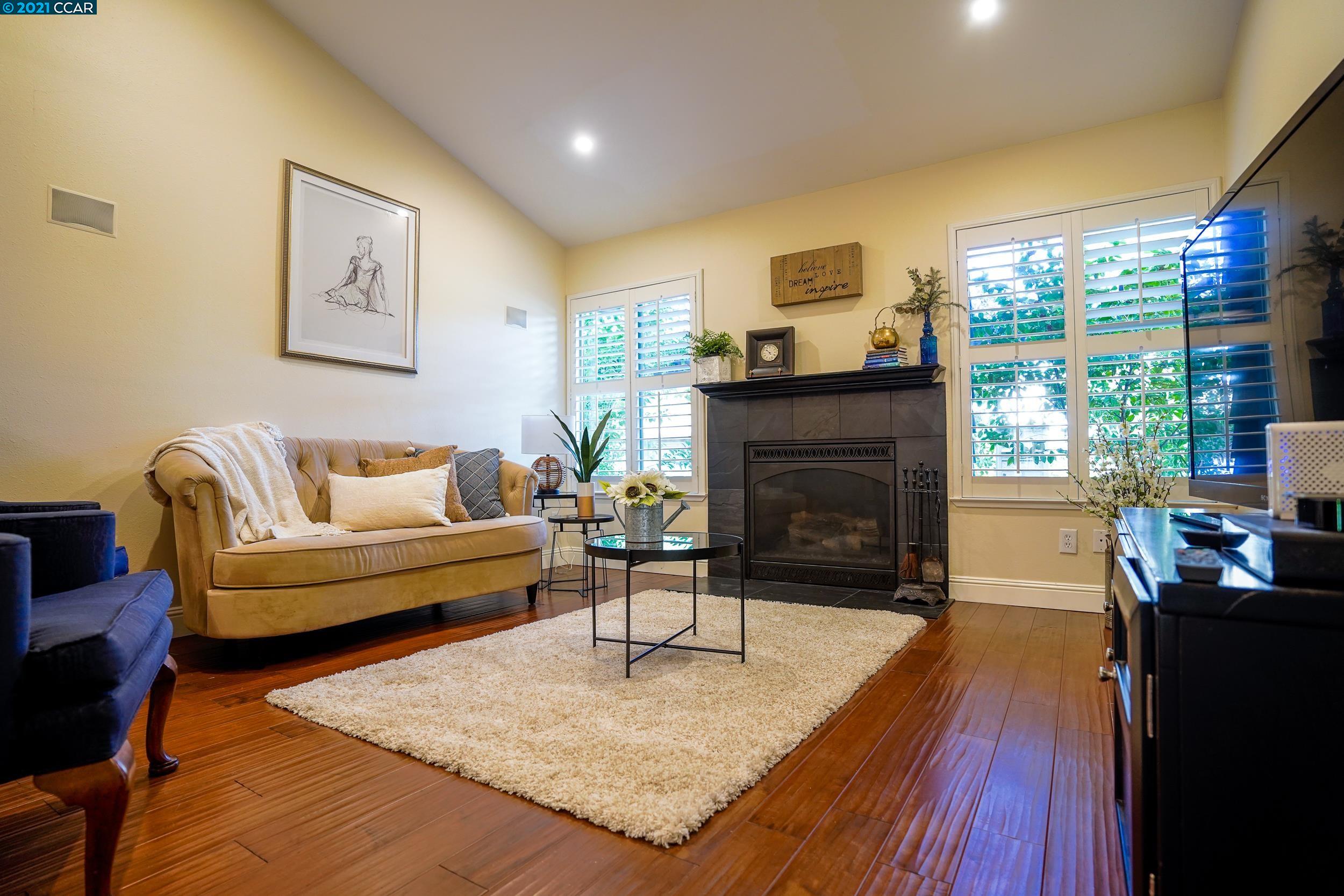 Detail Gallery Image 1 of 1 For 90 Cleaveland Rd #7,  Pleasant Hill,  CA 94523 - 3 Beds | 2/1 Baths