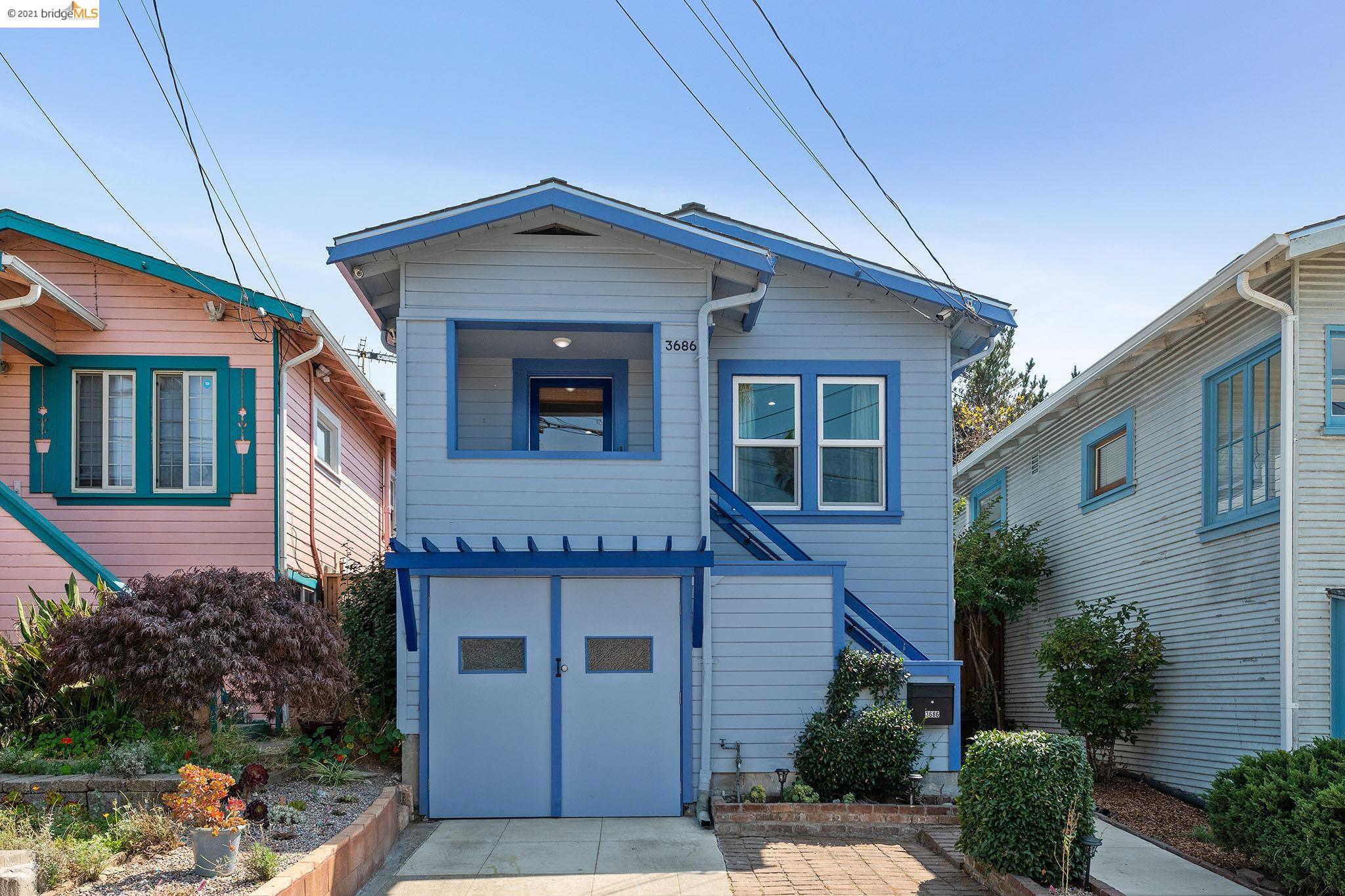 Detail Gallery Image 1 of 1 For 3686 Madrone Ave, Oakland,  CA 94619 - 2 Beds | 2 Baths