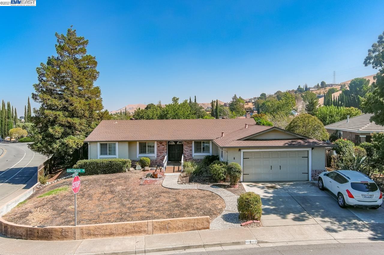 Photo of 1 Kingswood Dr in Pittsburg, CA