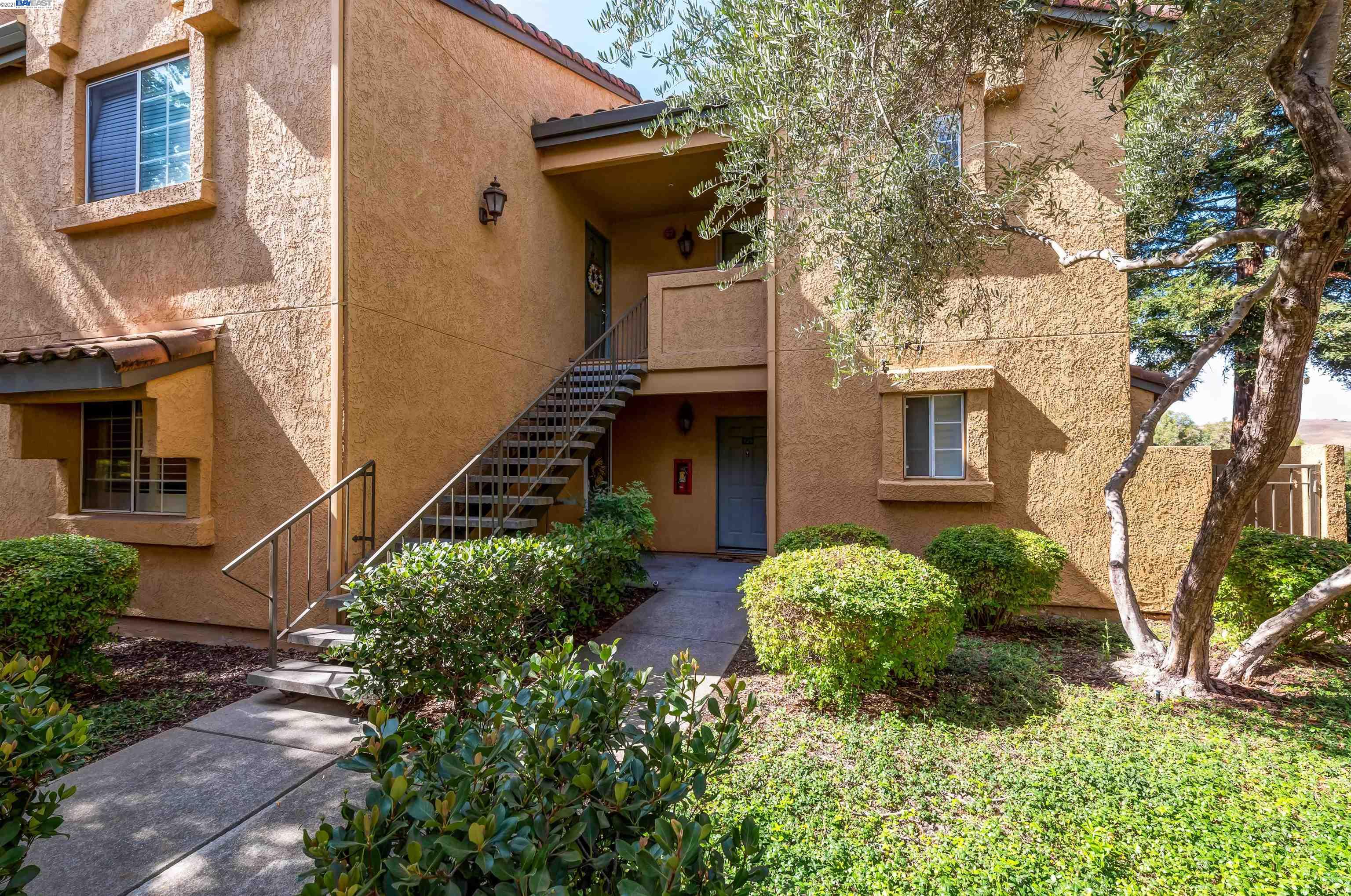 Detail Gallery Image 1 of 1 For 745 Watson Canyon Ct #128,  San Ramon,  CA 94582 - 1 Beds | 1 Baths