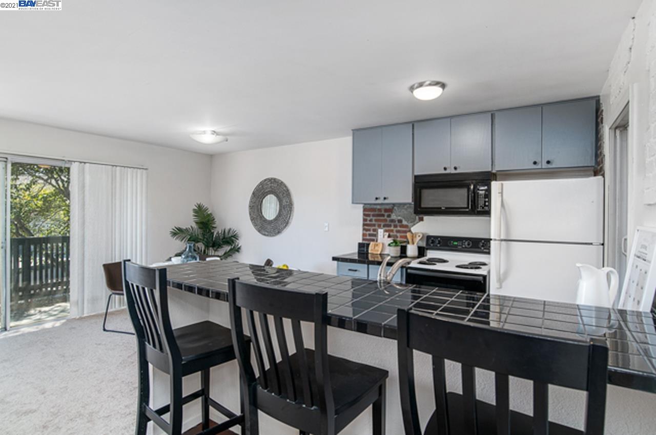 Detail Gallery Image 1 of 1 For 9085 Alcosta Blvd #334,  San Ramon,  CA 94583 - 2 Beds | 1 Baths