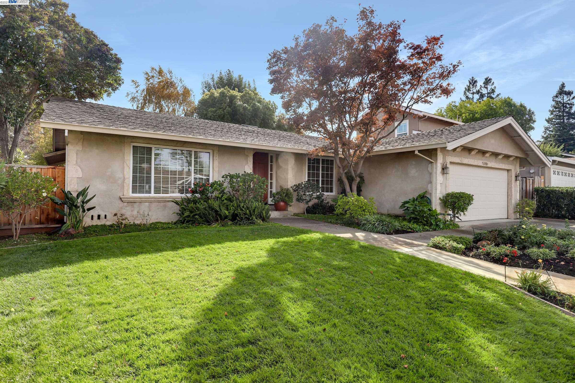 Detail Gallery Image 1 of 1 For 7640 Flagstone Dr, Pleasanton,  CA 94588 - 3 Beds | 2 Baths