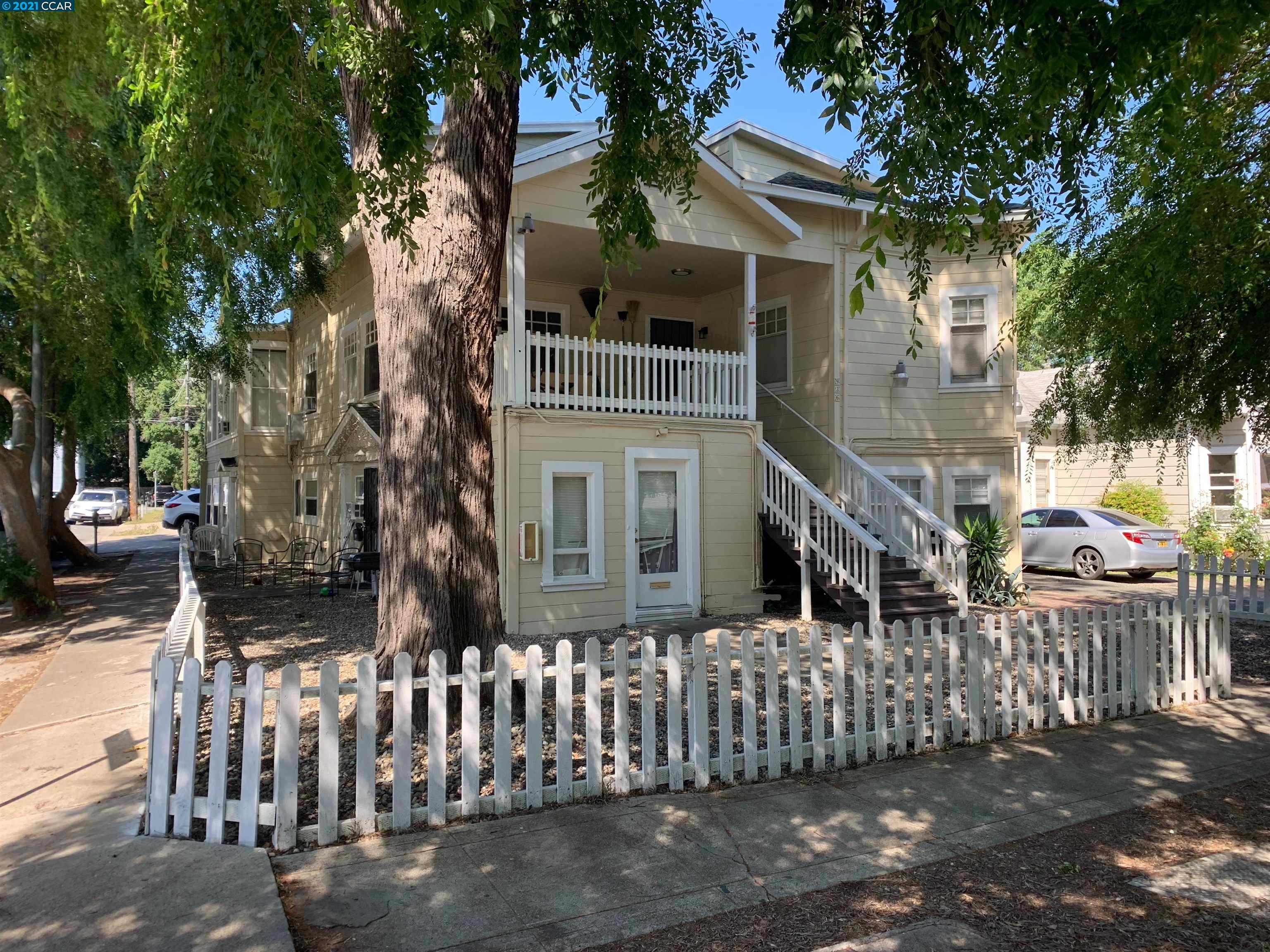 Photo of 936 Court St in Martinez, CA