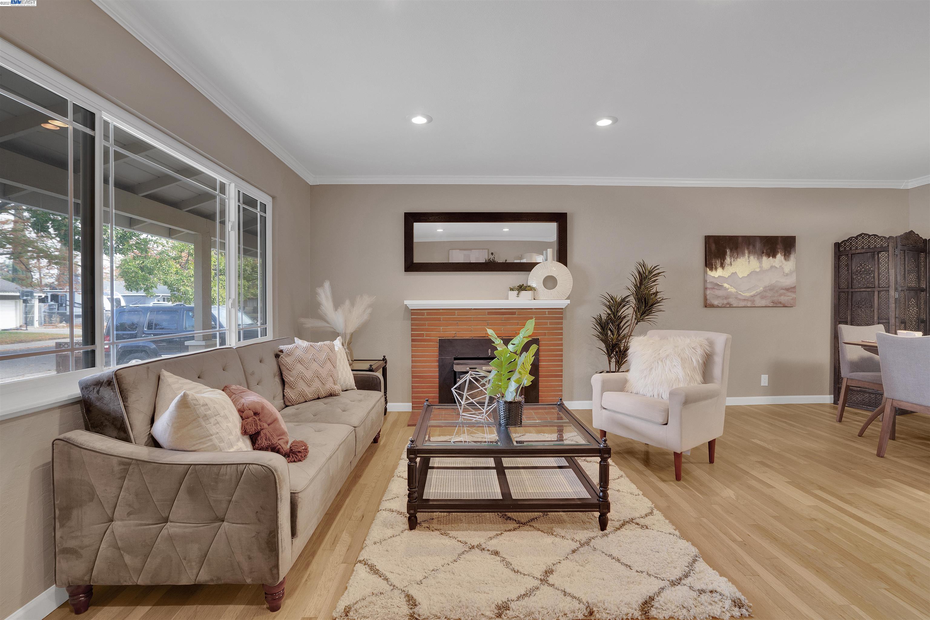 Detail Gallery Image 1 of 1 For 406 Garner Ln, Stockton,  CA 95207 - 3 Beds | 1 Baths