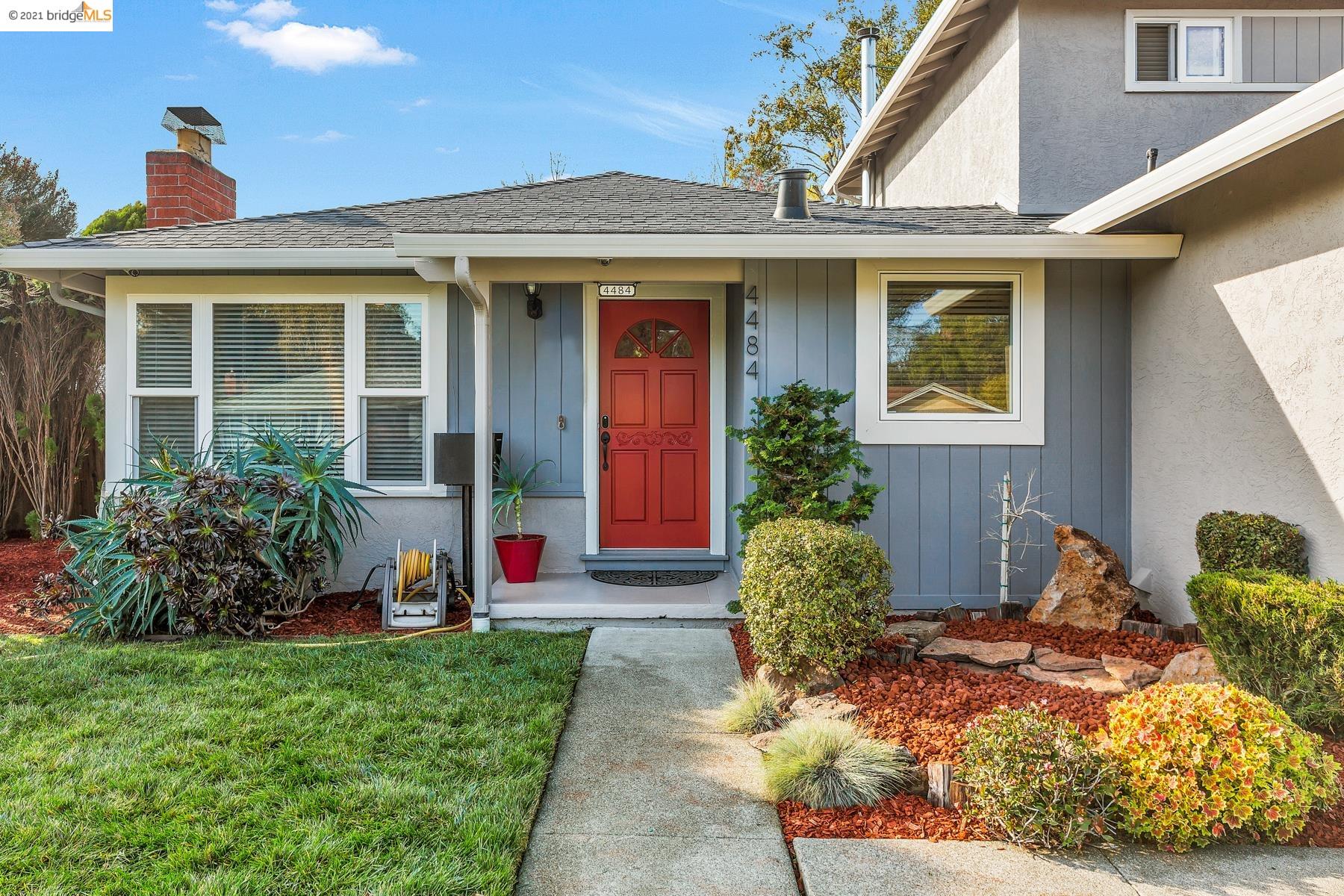 Detail Gallery Image 1 of 1 For 4484 Whitecliff Way, Richmond,  CA 94803 - 4 Beds | 2 Baths