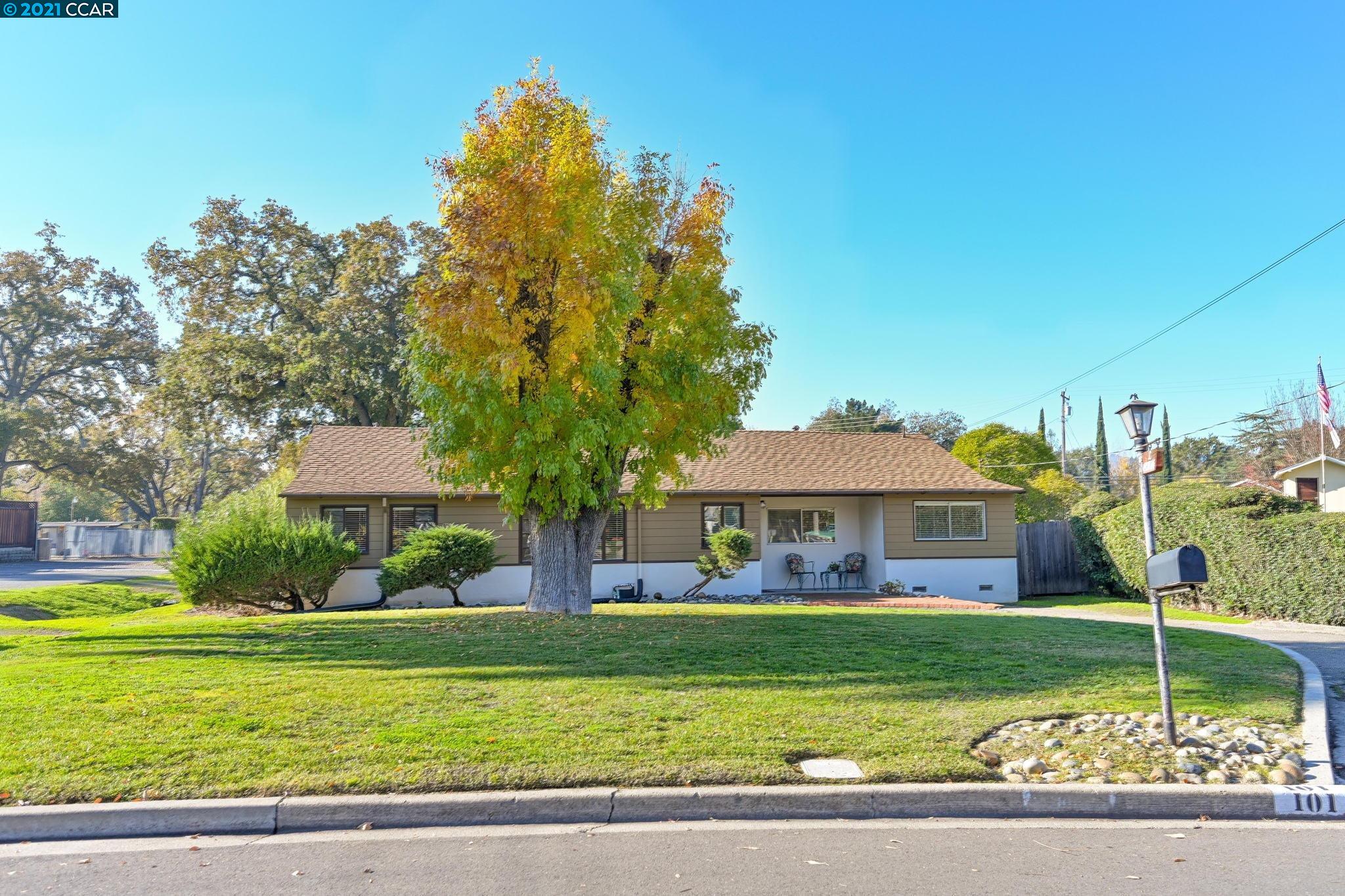 Detail Gallery Image 1 of 1 For 101 Maiden Ln, Danville,  CA 94526 - 3 Beds | 2 Baths